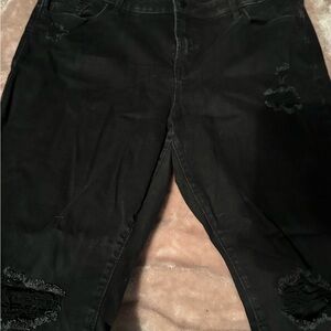 Black Distressed Women Jeans